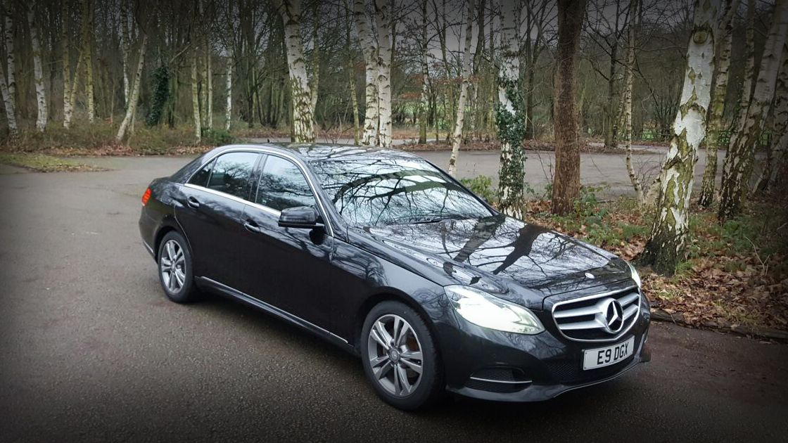 Executive Black E Class / Front - Up To 4 Passengers